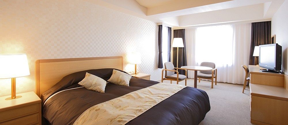 President Hotel Mito Exterior photo